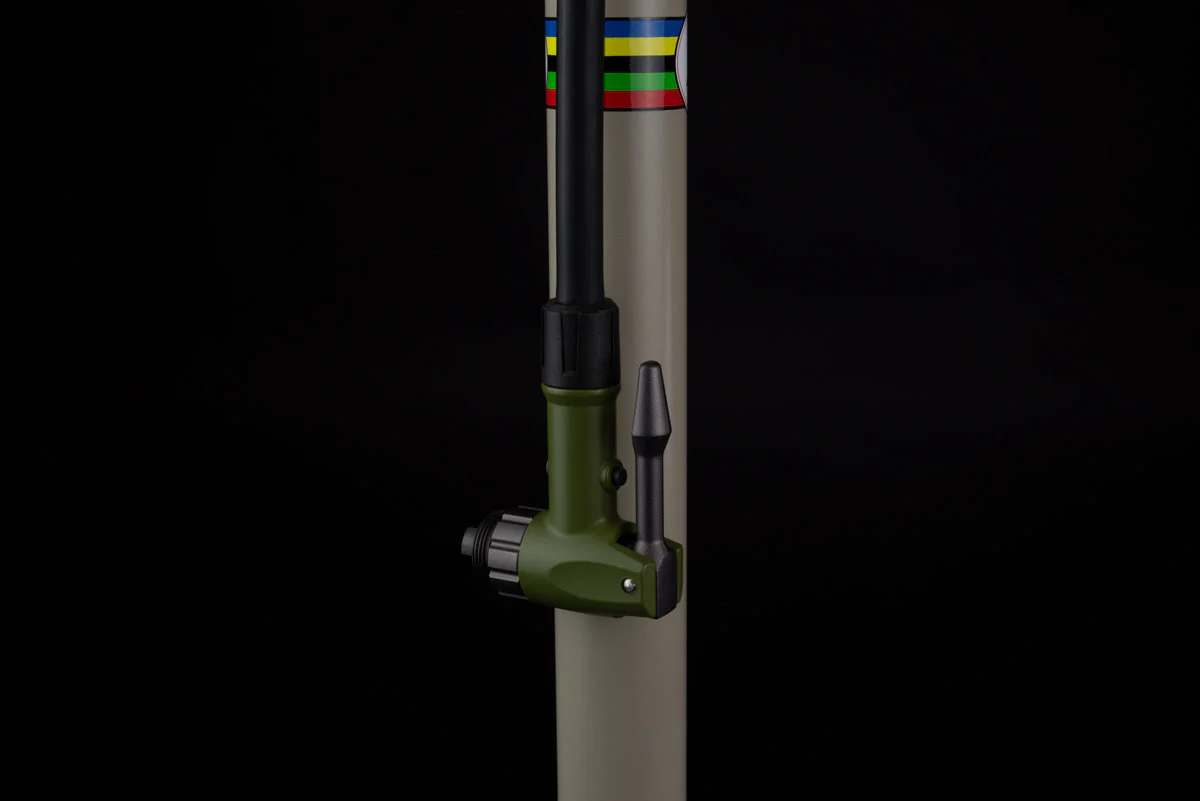 Silca Terra Floor Pump - Image 4